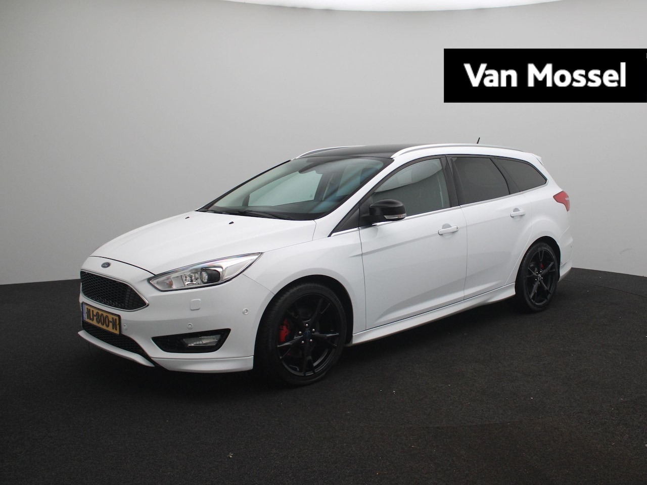 Ford Focus Wagon - 1.5 Titanium WORDT VERWACHT | Apple Carplay/Android Auto | Climate Control | Cruise Contro - AutoWereld.nl