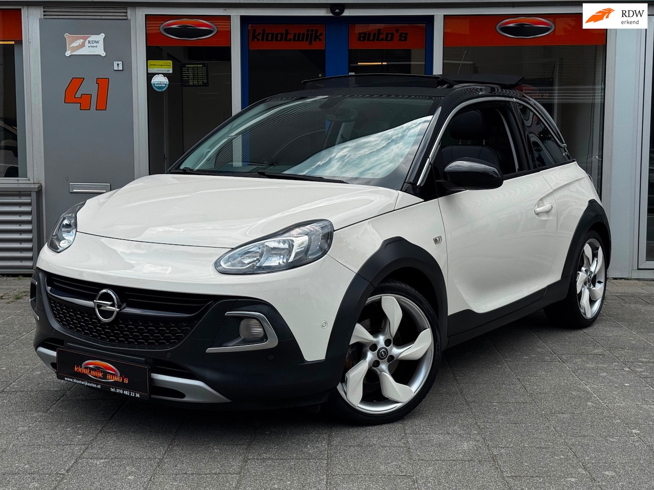 Opel ADAM - 1.0 Turbo Rocks Cabrio Navigatie CarPlay LM Dealer Onderhouden - AutoWereld.nl