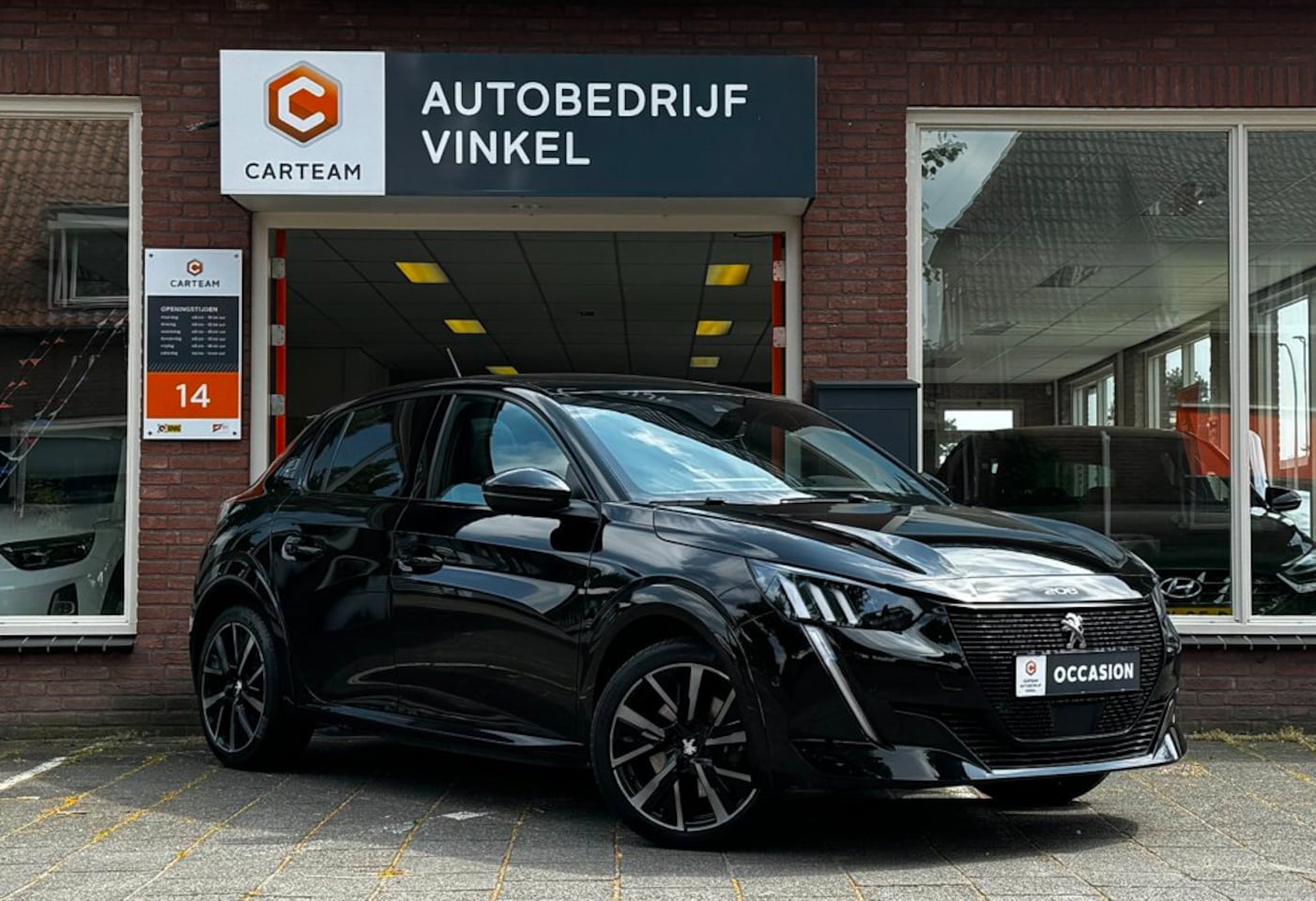 Peugeot e-208 - GT 350 50 kWh *Panodak*Stoelver*Navi*Camera* - AutoWereld.nl