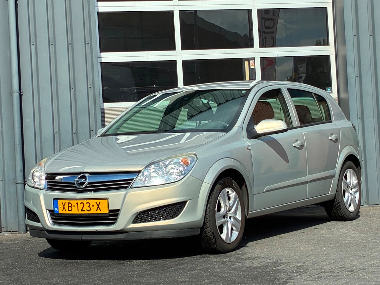 Opel Astra - 1.4 Essentia Airco Lees Tekst!! - AutoWereld.nl