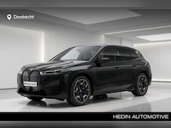 BMW iX - xDrive40 | 22" | Laserlight | CoPilot | Pano Sky Lounge | Harman Kardon | Trekhaak