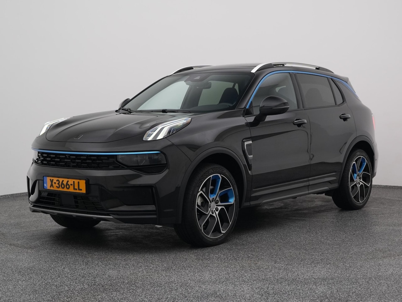 Lynk & Co 01 - 1.5 Plug-in Hybrid | 360° | ZWARTE HEMEL | NLD AUTO - AutoWereld.nl