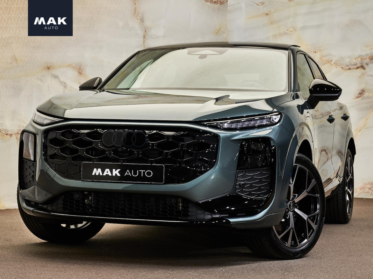Audi Q3 Sportback - E-Hybrid S Edition , pano, tr.haak, 20", Sonos, LED-kopl., memory, HUD, 360 camera, ACC, p - AutoWereld.nl