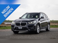 BMW X1 - xDrive25e Executive CAMERA / CARPLAY / HEAD UP DISPLAY / LEDER / LED / CRUISE CONTROLE / S