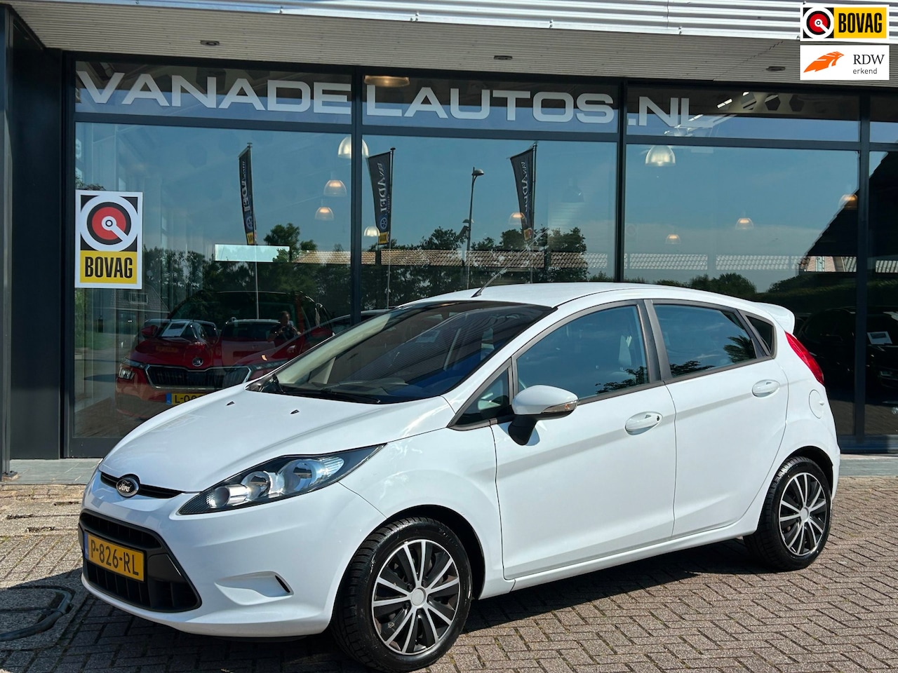 Ford Fiesta - 1.25 82 PK 5 Deurs Airco Dakspoiler Volledig Dealerhouden! - AutoWereld.nl