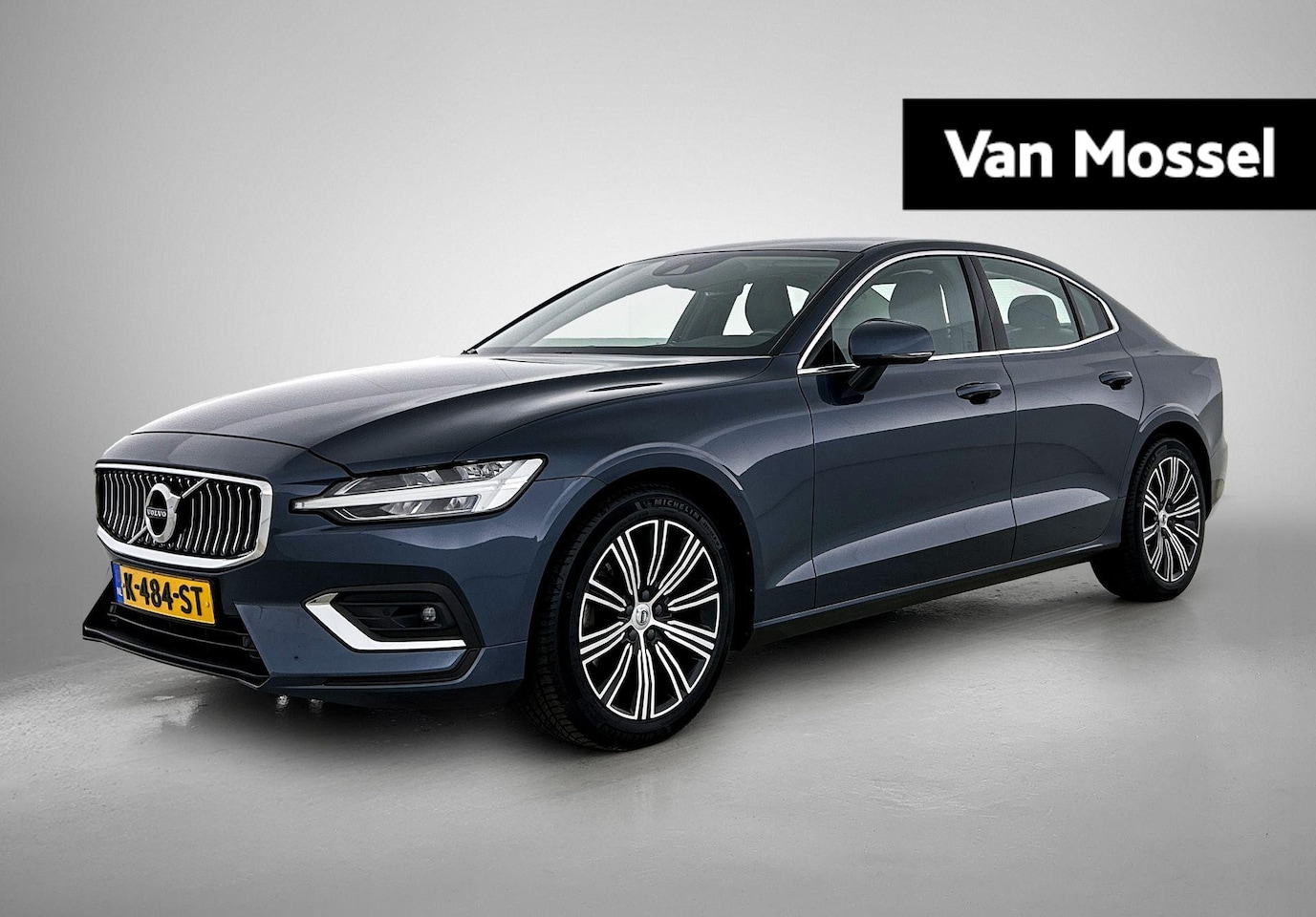 Volvo S60 - 2.0 B3 Inscription | WORDT VERWACHT | ACHTERUITRIJCAMERA | STOELVERWARMING | STUURVERWARMI - AutoWereld.nl