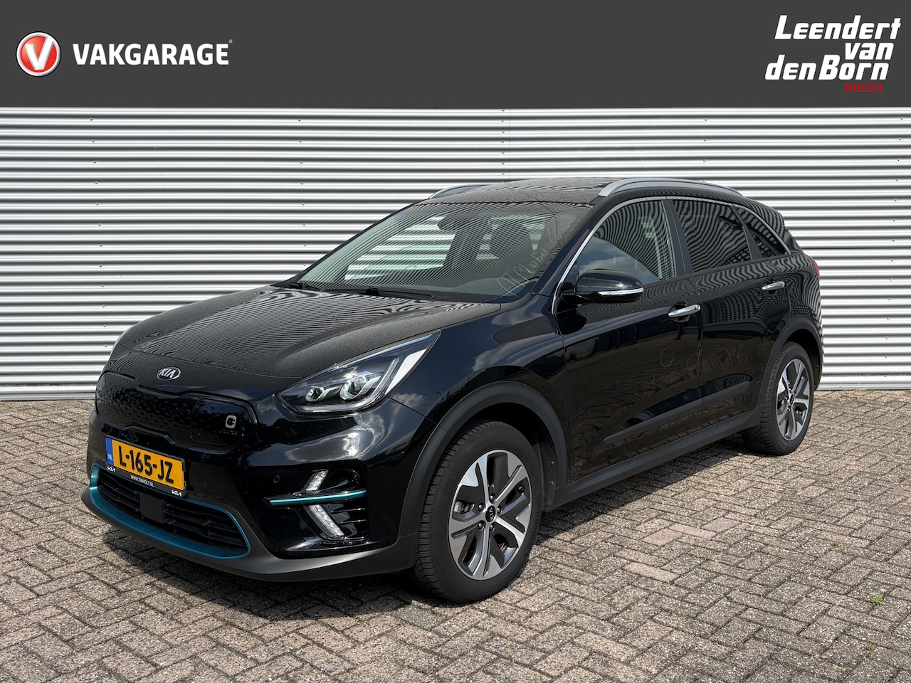 Kia e-Niro - DynamicPlusLine 64 kWh AUTOMAAT | Schuif/-kanteldak | Navigatie | Camera | Climate | Adapt - AutoWereld.nl