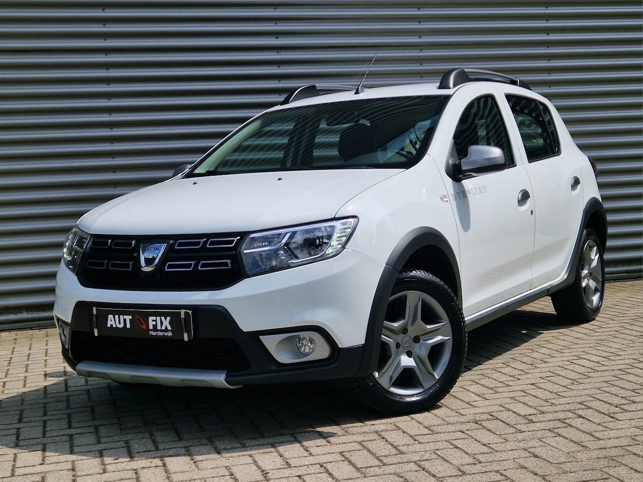 Dacia Sandero Stepway - 0.9 TCe Tech Road Nieuwe ketting - AutoWereld.nl