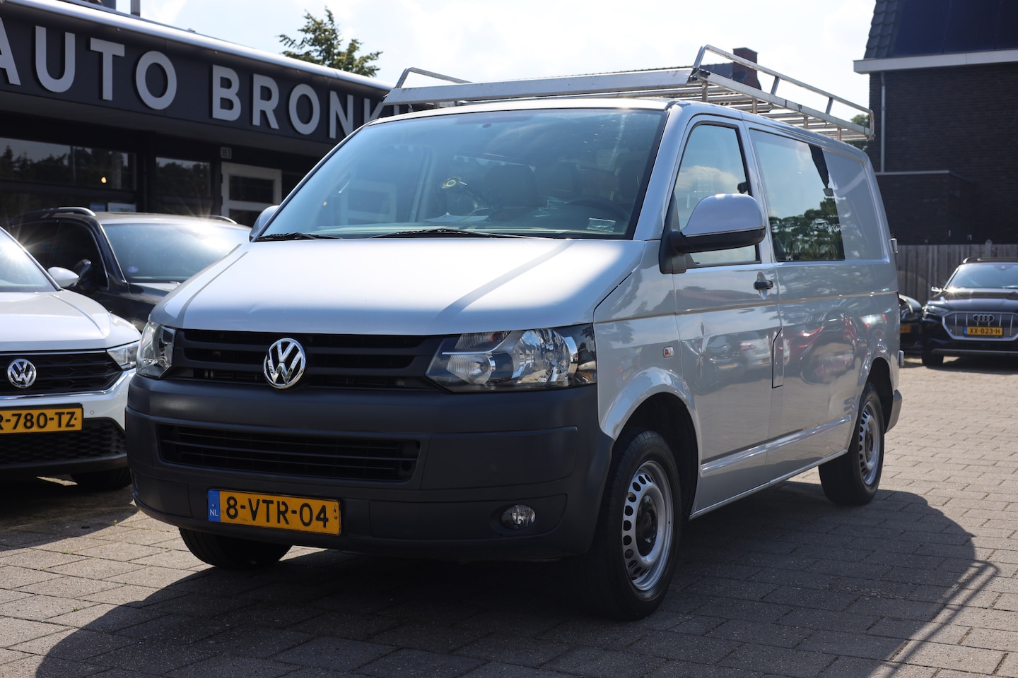 Volkswagen Transporter - 2.0 TDI L1H1 DUBBEL CABINE | AIRCO | MARGE - AutoWereld.nl