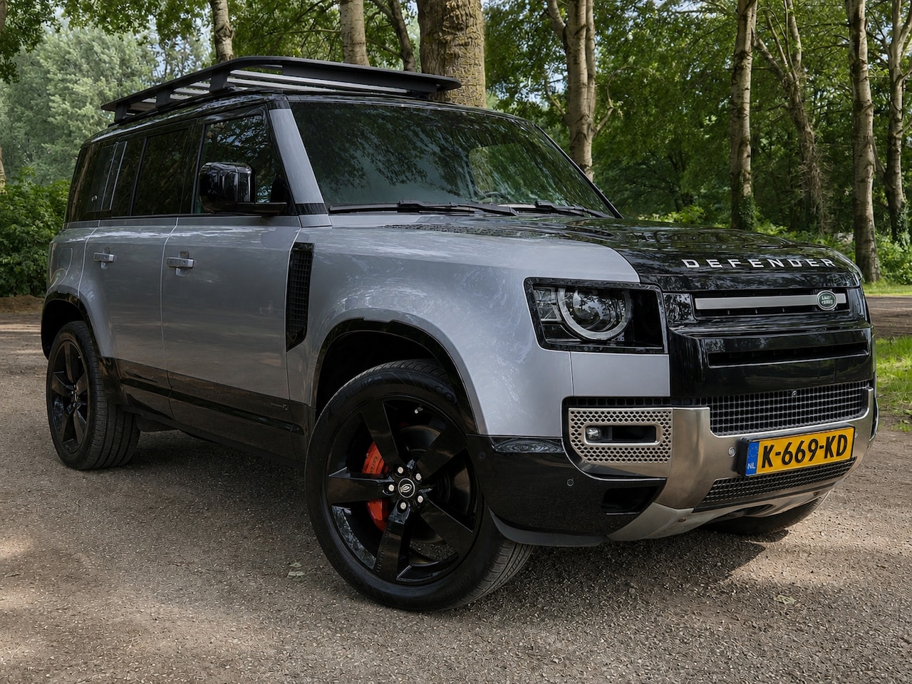 Land Rover Defender 110 - 3.0 P400 X 7p. - AutoWereld.nl