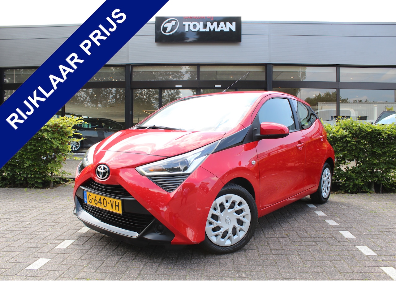 Toyota Aygo - 1.0 VVT-i x-play | Rijklaar | Apple/Andriod | Airco | Camera | All-season | Dealer onderho - AutoWereld.nl