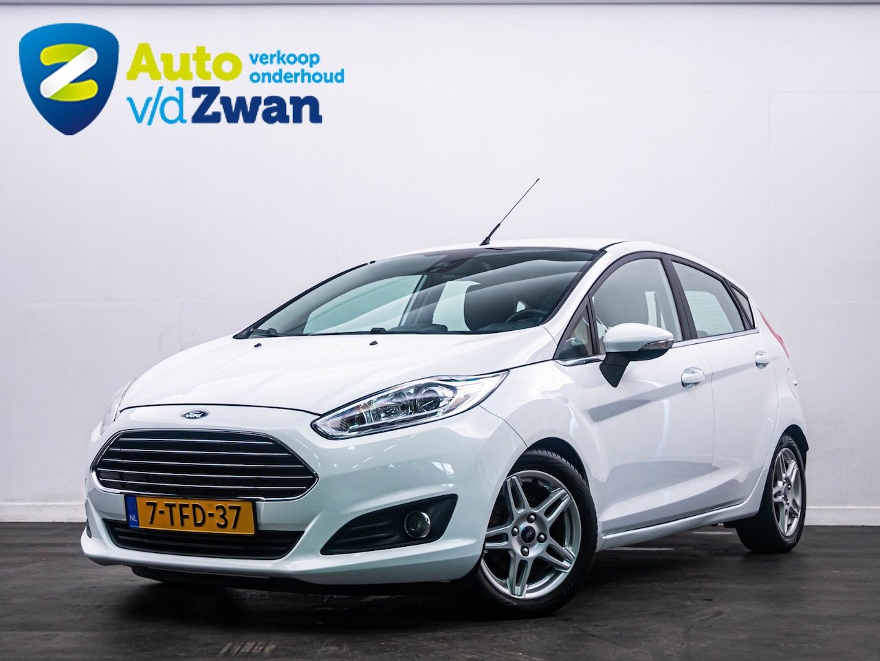 Ford Fiesta - 1.0 EcoBoost Titanium 5-Drs/Clima/Cruise/Navi - AutoWereld.nl