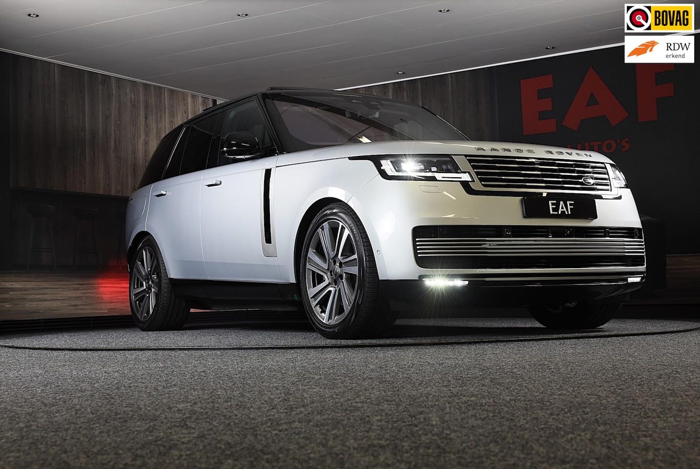 Land Rover Range Rover - P 510E SV / Chauffeurspakket / Leder / Massage / Meridian / 360 Camera / Head Up / Open Pa - AutoWereld.nl