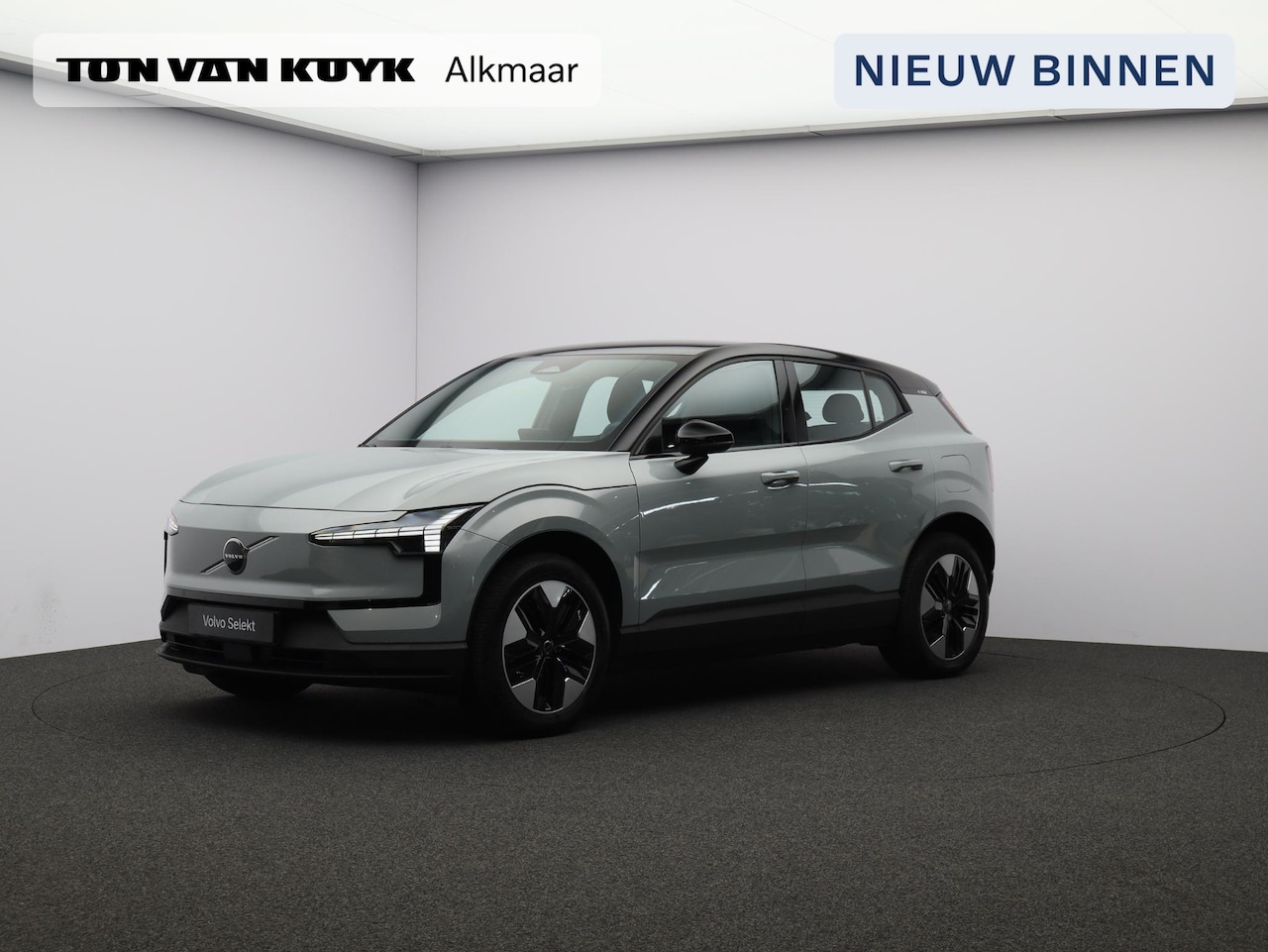 Volvo EX30 - Single Motor Plus 51 kWh stoelverwarming / stuurverwarming - AutoWereld.nl