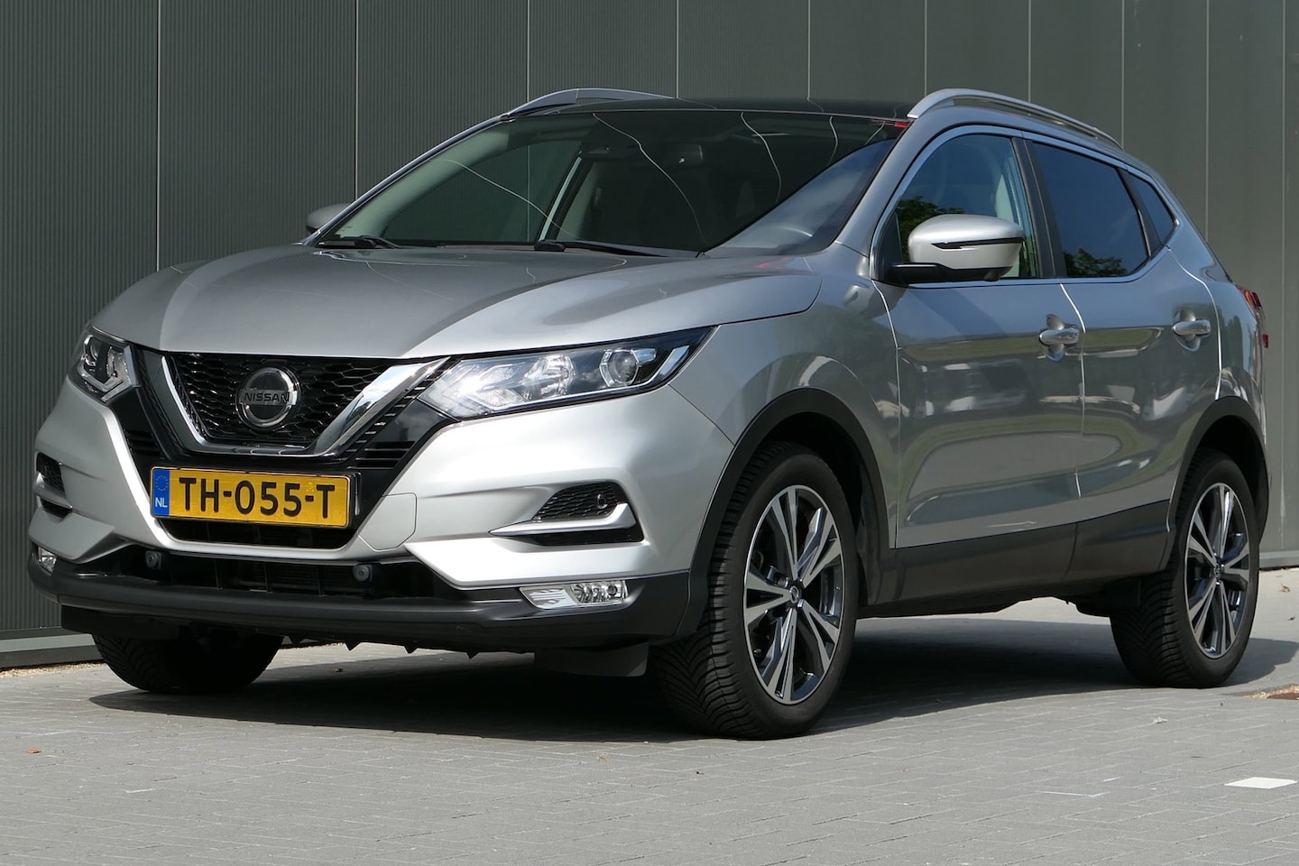 Nissan Qashqai - 1.2 N-Connecta NAP Pano Trekhaak Camera Cruise - AutoWereld.nl