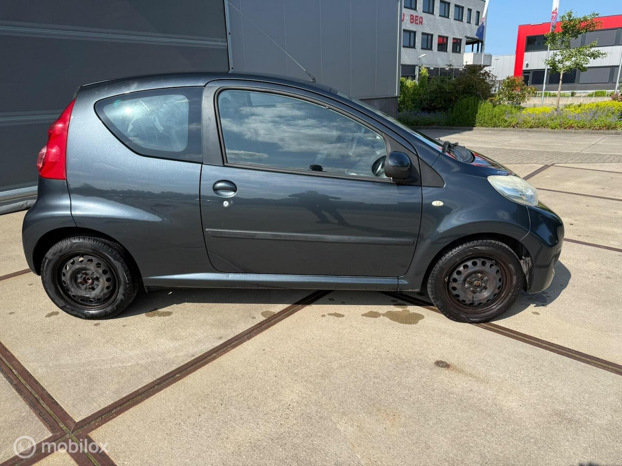Peugeot 107 - 1.0-12V INRUILER AIRCO - AutoWereld.nl