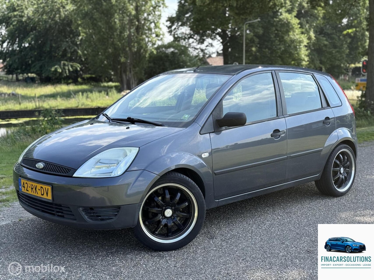 Ford Fiesta - 1.3 Futura|Airco|5 Deurs|Apk - AutoWereld.nl