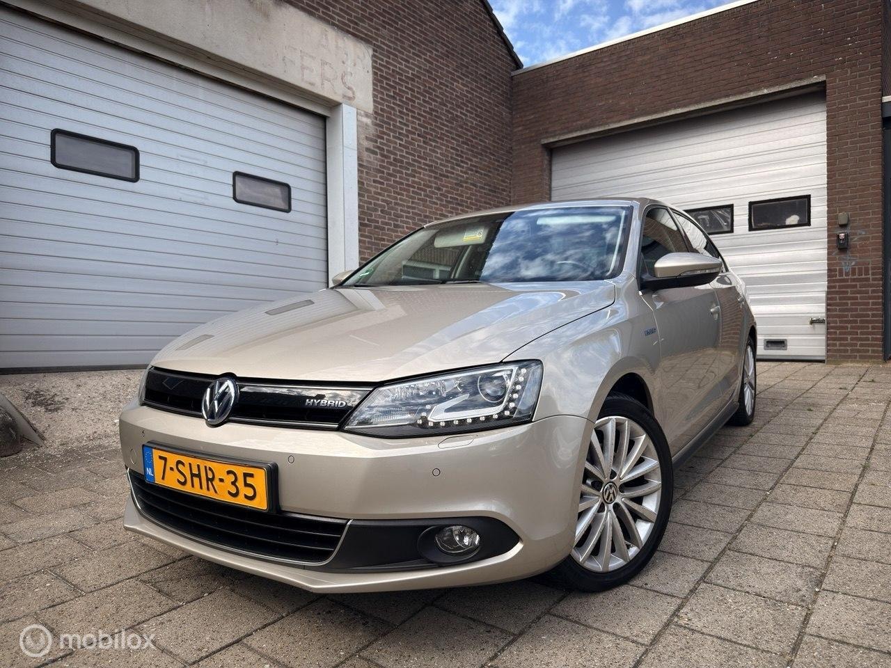 Volkswagen Jetta - 1.4 TSI Hybrid Highline 1.4 TSI Hybrid Highline - AutoWereld.nl