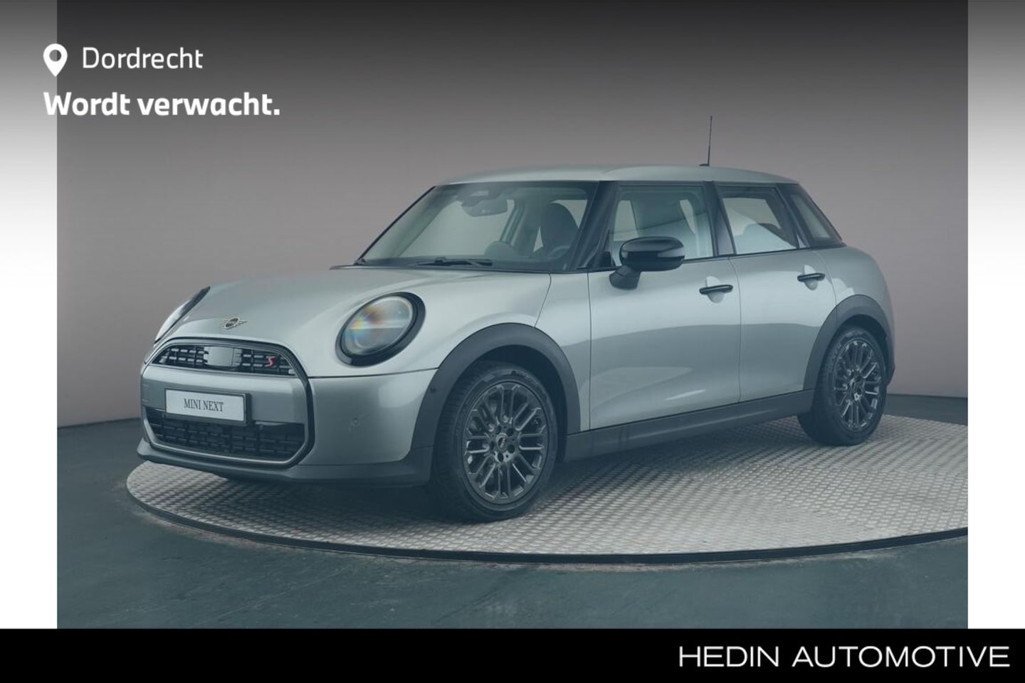 MINI 5-Deurs - 2.0 Cooper S Essential Apple carplay | Achteruitrijcamera | Cruise control | Sensoren v/a - AutoWereld.nl