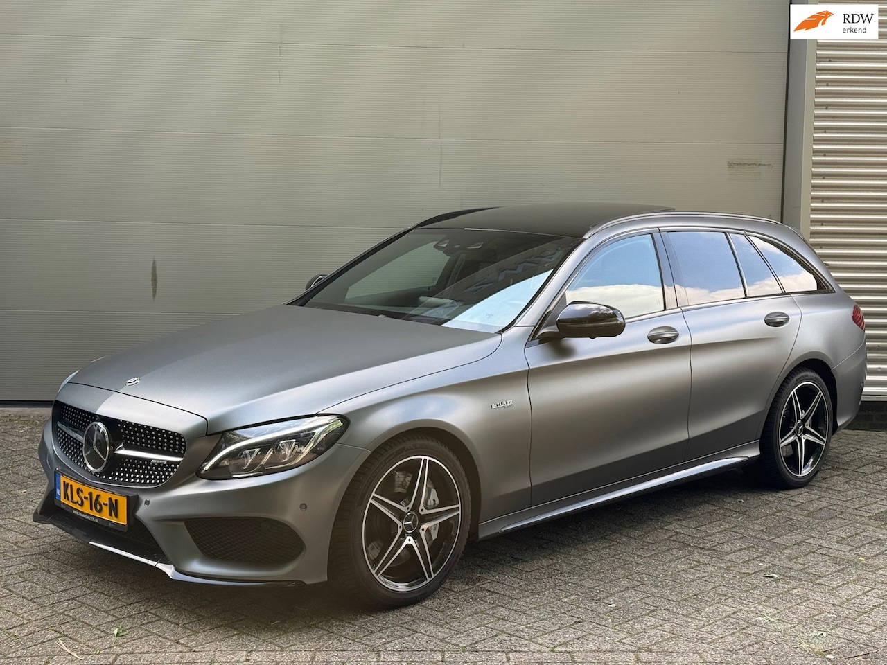 Mercedes-Benz C-klasse Estate - 43 AMG 4MATIC l Pano l Matgrijs l Headup l Memory&Koeling l 360 Camera l Burmester l Trekh - AutoWereld.nl