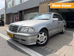 Mercedes-Benz C-klasse - 180 Classic Select AUT AIRCO LMV NAP RIJDT GOED APK 6-2027