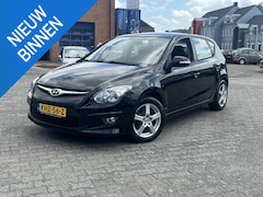 Hyundai i30 - 1.4i i-Drive Cool, nwe APK + 1 jaar Bovag garantie