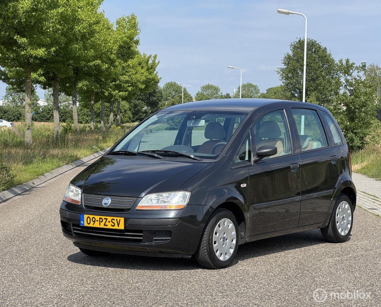 Fiat Idea - 1.4-16V Active 1.4-16V Active - AutoWereld.nl