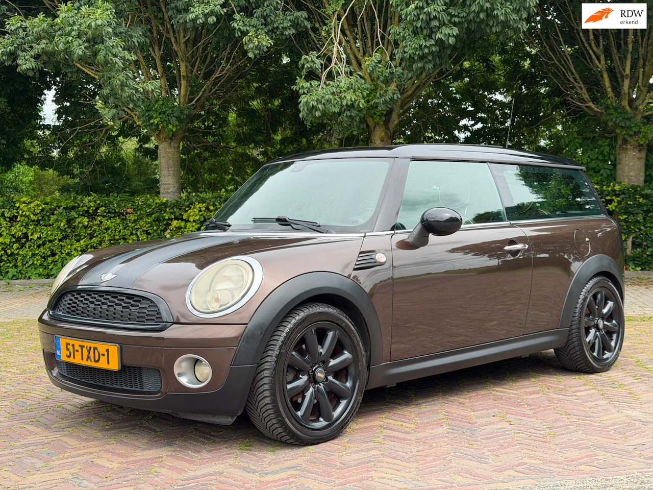 MINI Clubman - 1.6 Cooper inruilkoopje, nieuwe APK, nieuwe Micelin banden - AutoWereld.nl