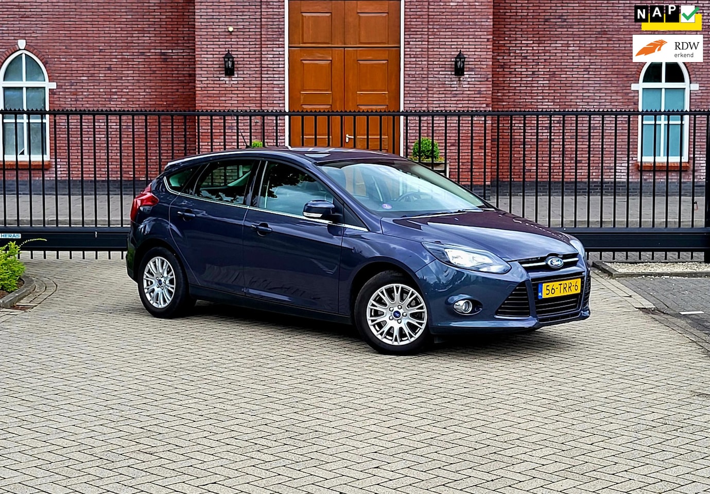 Ford Focus - 1.6 TI-VCT Titanium / 1e Eiegenaar / Nap / Nieuwe Apk / Pdc / Navi - AutoWereld.nl