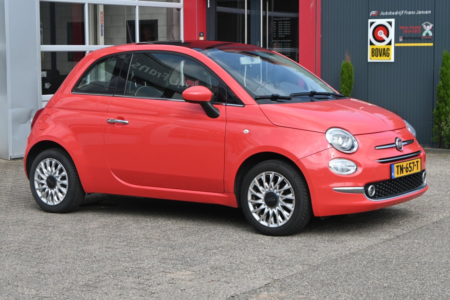 Fiat 500 - 1.2 Popstar 69pk 4-cilinder | Panoramadak | Airco | LM-Velgen | Bluetooth | PDC - AutoWereld.nl