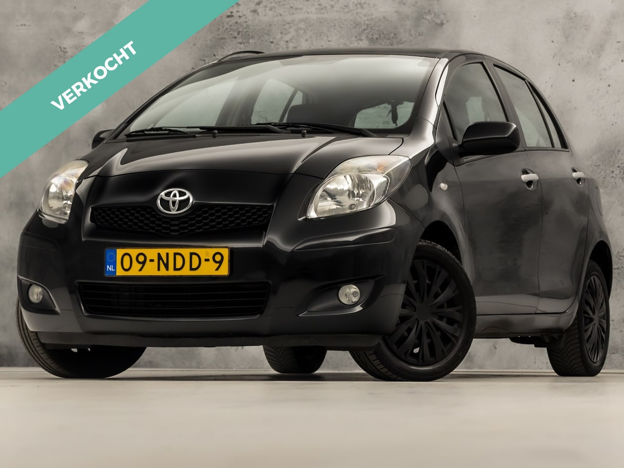 Toyota Yaris - 1.3 VVTi Sport (CLIMATE, 5 DEURS, ELEK RAMEN, SPORTSTOELEN, TREKHAAK, NIEUWE APK, NIEUWSTA - AutoWereld.nl