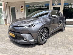 Toyota C-HR - 1.8 Hybrid Style Navi Full Map/Keyless Entry/In Hoogte Verw. voorstoelen/Parkeersens. V+A.