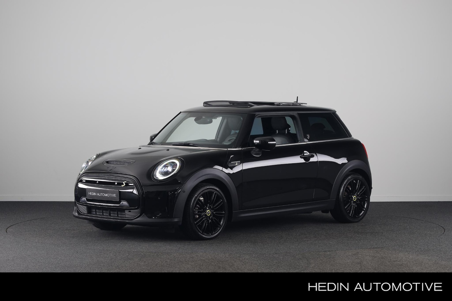 MINI Electric - Essential 33 kWh - AutoWereld.nl