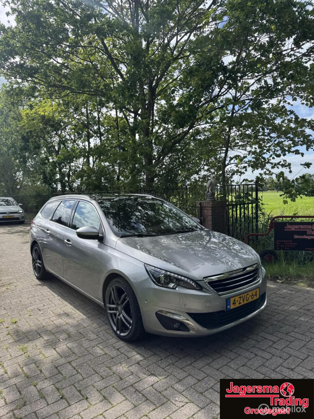 Peugeot 308 SW - 1.2 PureTech Blue Lease Premium 1.2 PureTech Blue Lease Premium - AutoWereld.nl