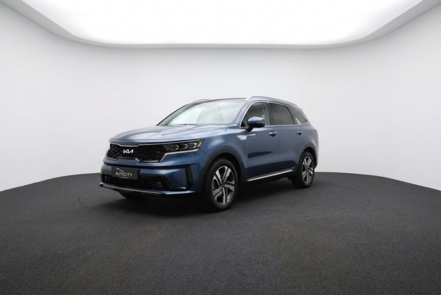 Kia Sorento - 1.6 T-GDI PHEV AWD DynamicLine 7P l Pano l Leder | Trekhaak - AutoWereld.nl