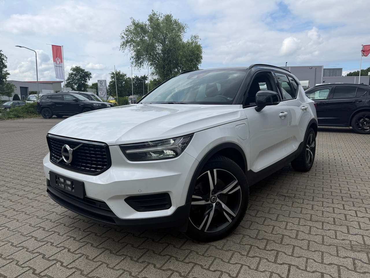 Volvo XC40 - 1.5 T5 Twin Engine R-Design Plug In Hybrid (PHEV) - AutoWereld.nl