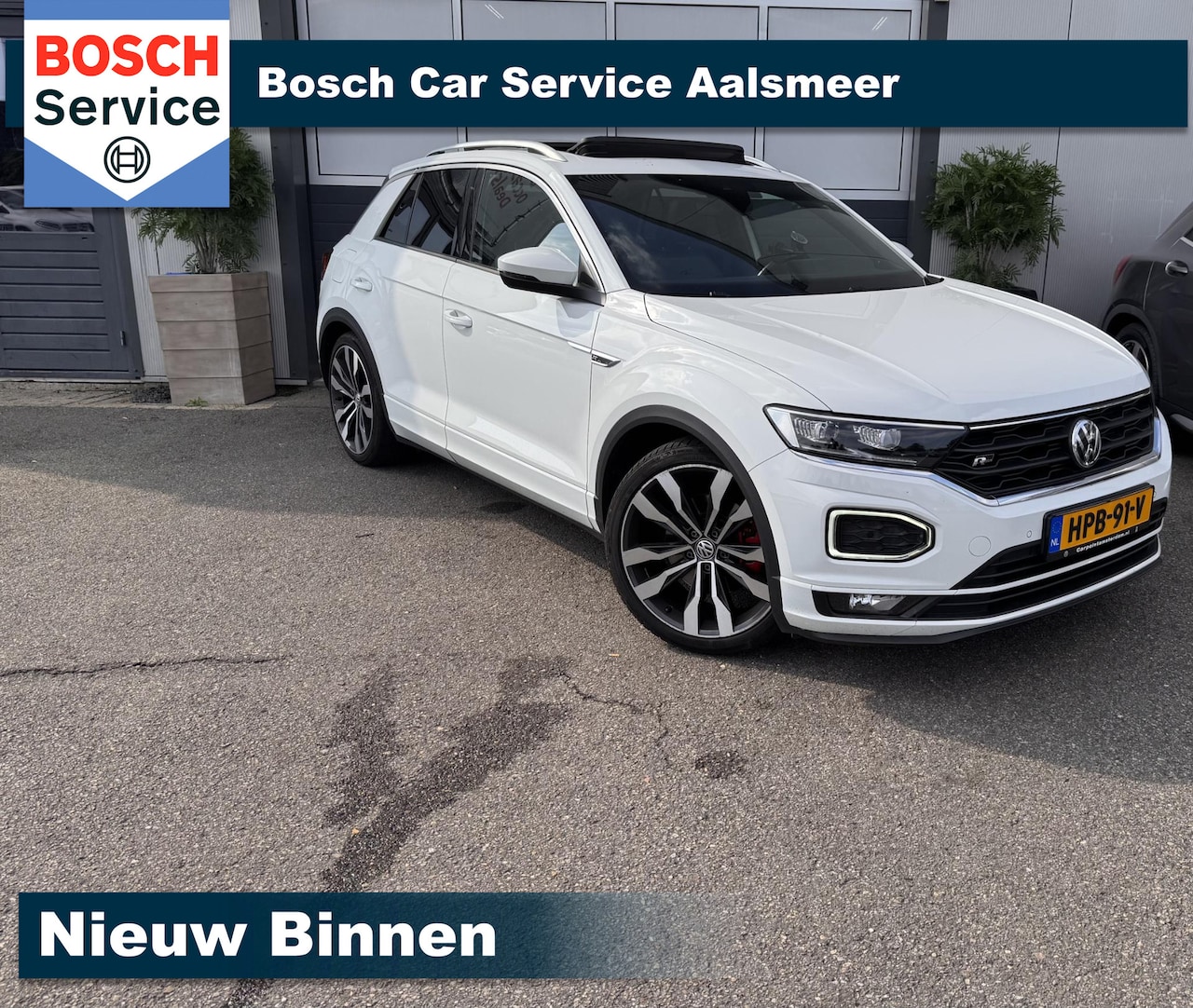 Volkswagen T-Roc - 1.5 TSI R-Line / Pano/ R Line / LM Velgen / - AutoWereld.nl