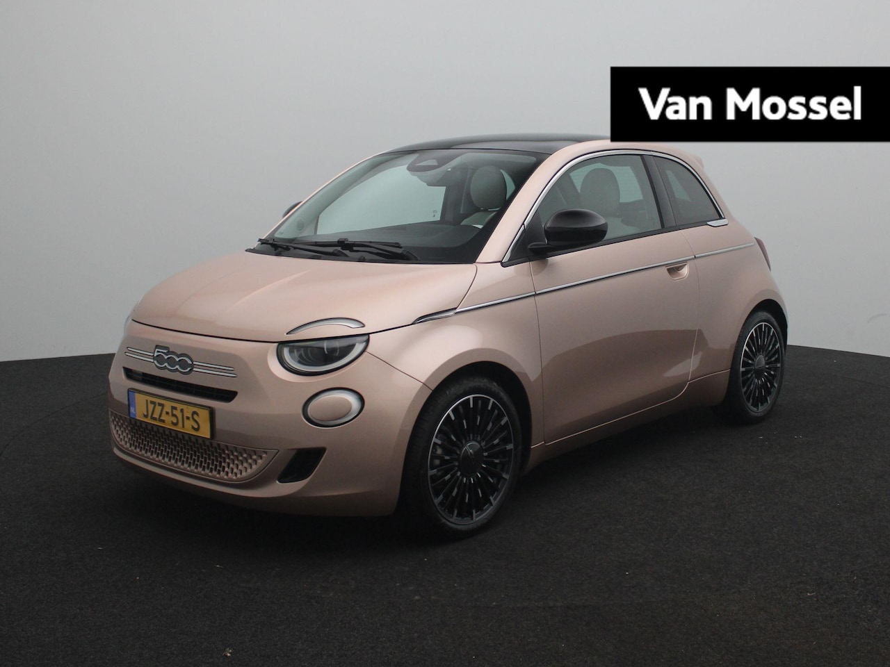 Fiat 500 - 1.0 Hybrid La Prima | 17"Lichtmetalen Velgen | Navigatie | Camera | Lederen Stoelbekleding - AutoWereld.nl