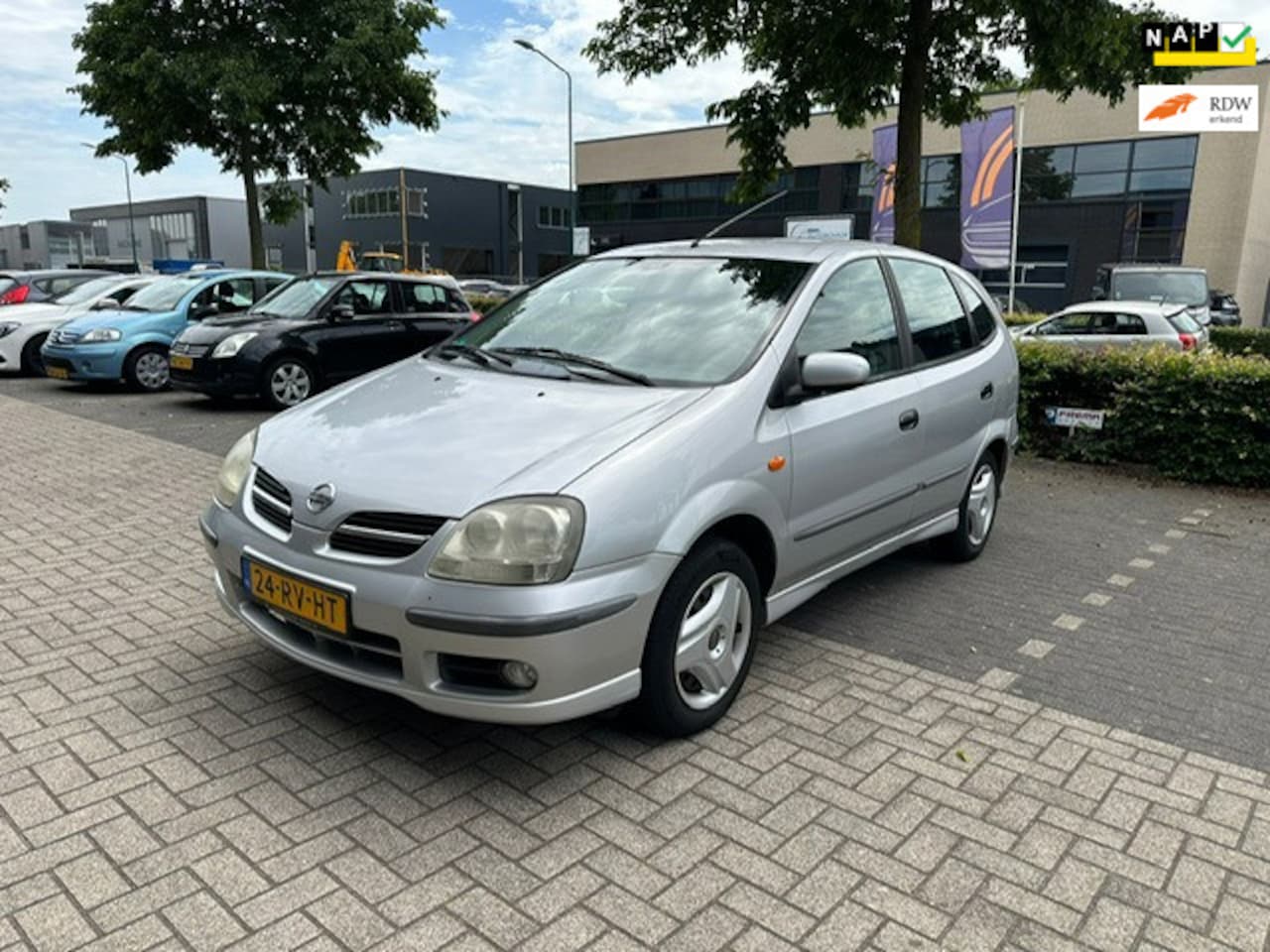 Nissan Almera Tino - 1.8 Acenta 1.8 Acenta - AutoWereld.nl