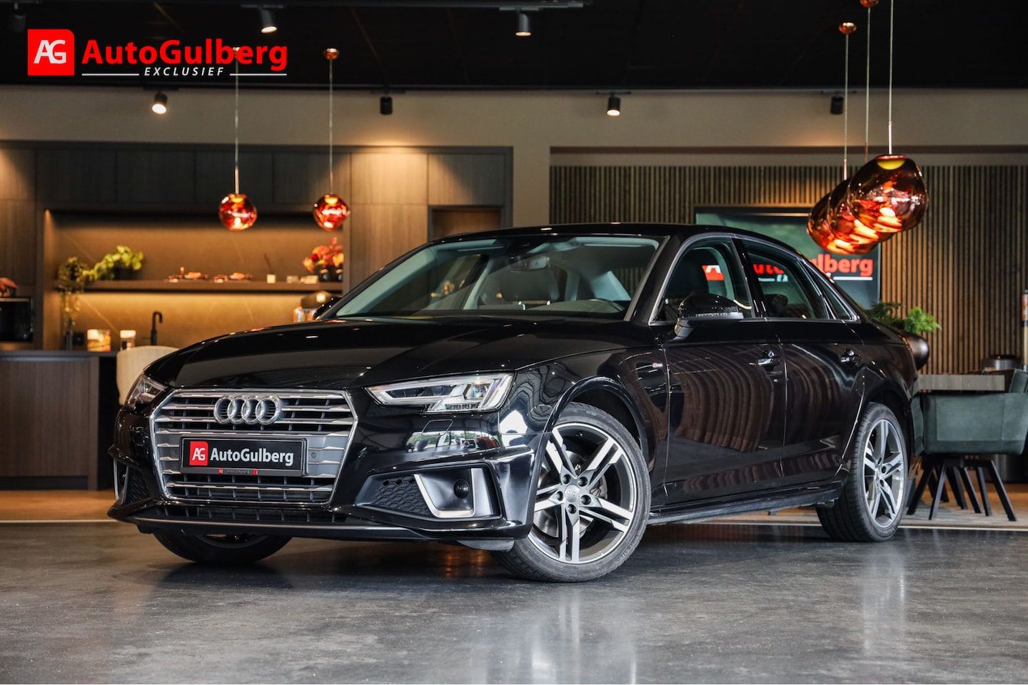 Audi A4 Limousine - 35 TFSI Sport S line edition Sportstoelen, Virtual cockpit, Navigatie MMI Plus, Stuurverwa - AutoWereld.nl