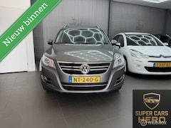 Volkswagen Tiguan - 2.0 TSI Track&Field 4Motion