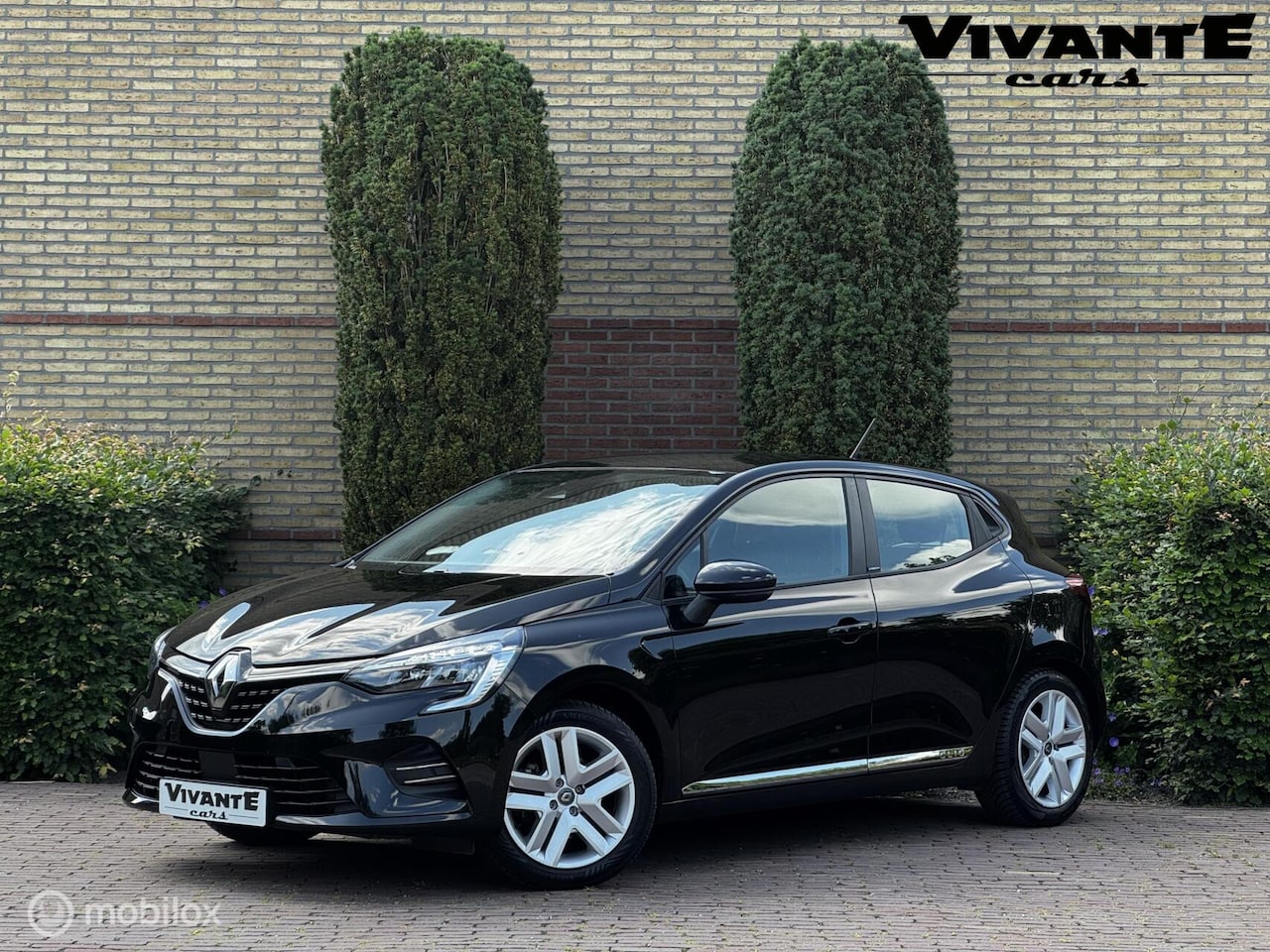 Renault Clio - 1.6 E-Tech Hybrid 140 Business Zen Carplay*Cruise - AutoWereld.nl