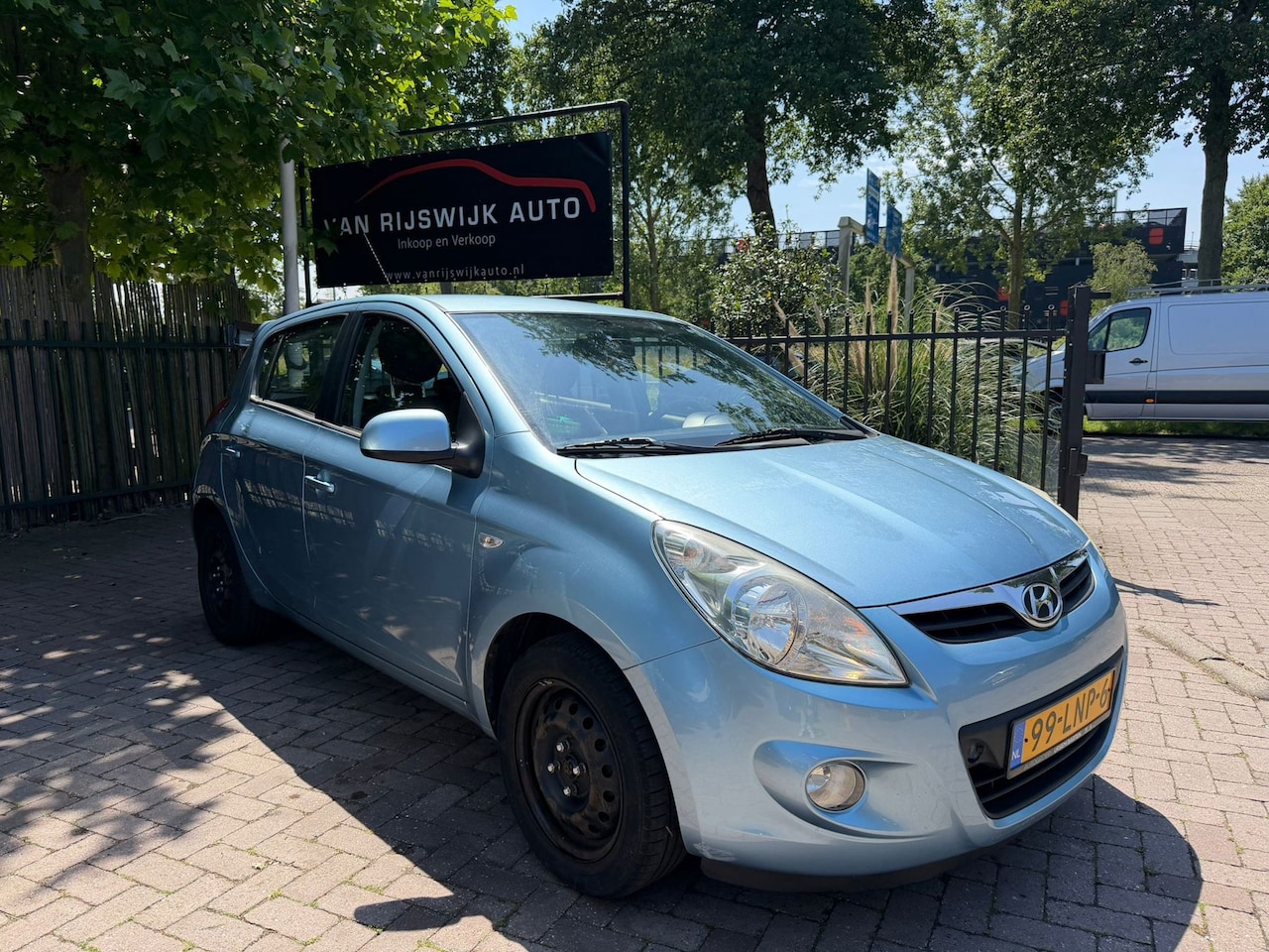 Hyundai i20 - 1.4i DynamicVersion 5Drs Airco Elec-ram - AutoWereld.nl