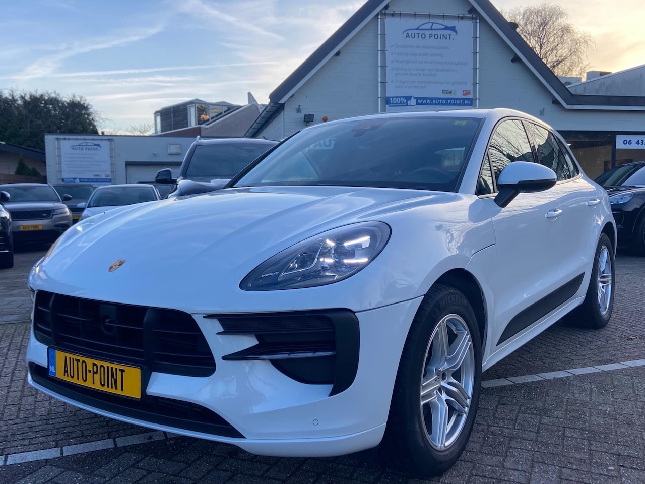 Porsche Macan - 2.0 SPORTDESIGN/KEYLESS/NL-AUTO/CAMERA/BLINDSPOT - AutoWereld.nl