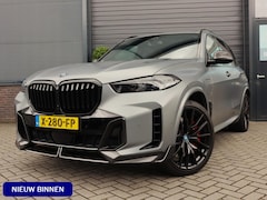 BMW X5 - xDrive50e M Sport | Sky Lounge | M Stoelen | Carbon Exterieur/Interieur | trekhaak | Bomvo
