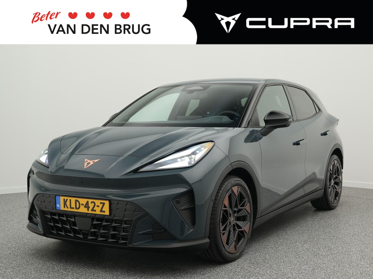CUPRA Raval - Performance First Edition 56 kWh 211PK | SennHeiser Audio | 360 Camera | Matrix LED | Stoe - AutoWereld.nl