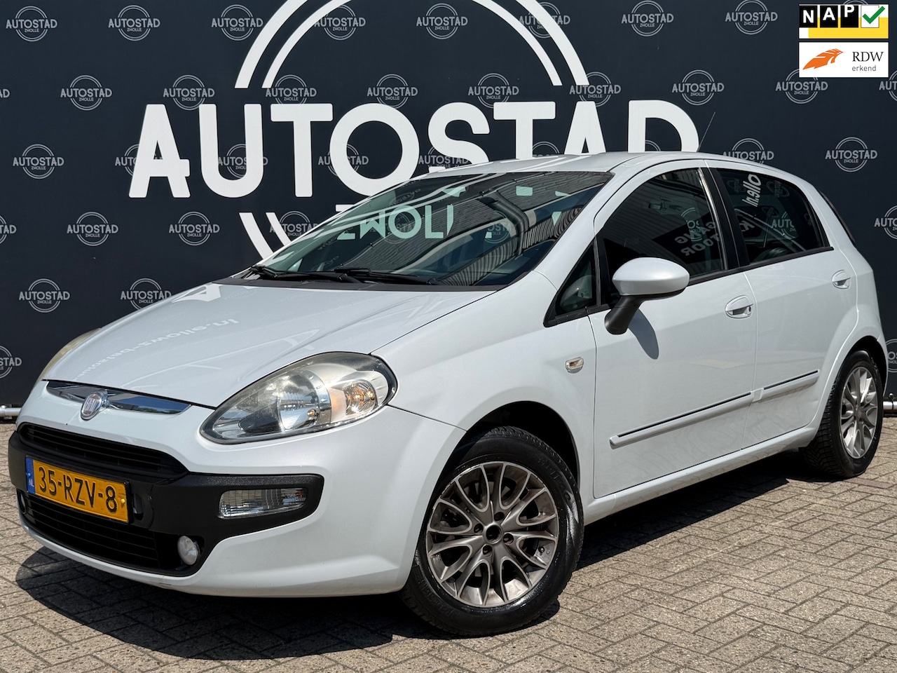 Fiat Punto Evo - 1.3 M-Jet Dynamic NL-Auto / NAP / APK / Airco / Trekhaak - AutoWereld.nl