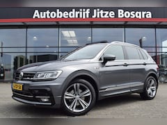 Volkswagen Tiguan - 1.5 TSi Automaat Highline R-Line LED | Virtual | Panoramadak | Carplay | Sportstoelen | St