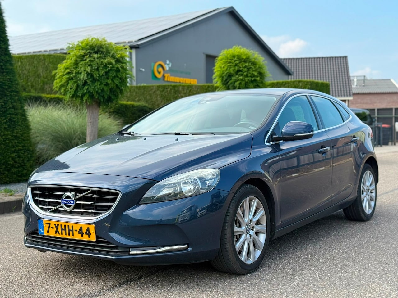 Volvo V40 - 2.0 D4 Momentum Business 2014 Navi/Clima/Lmv - AutoWereld.nl