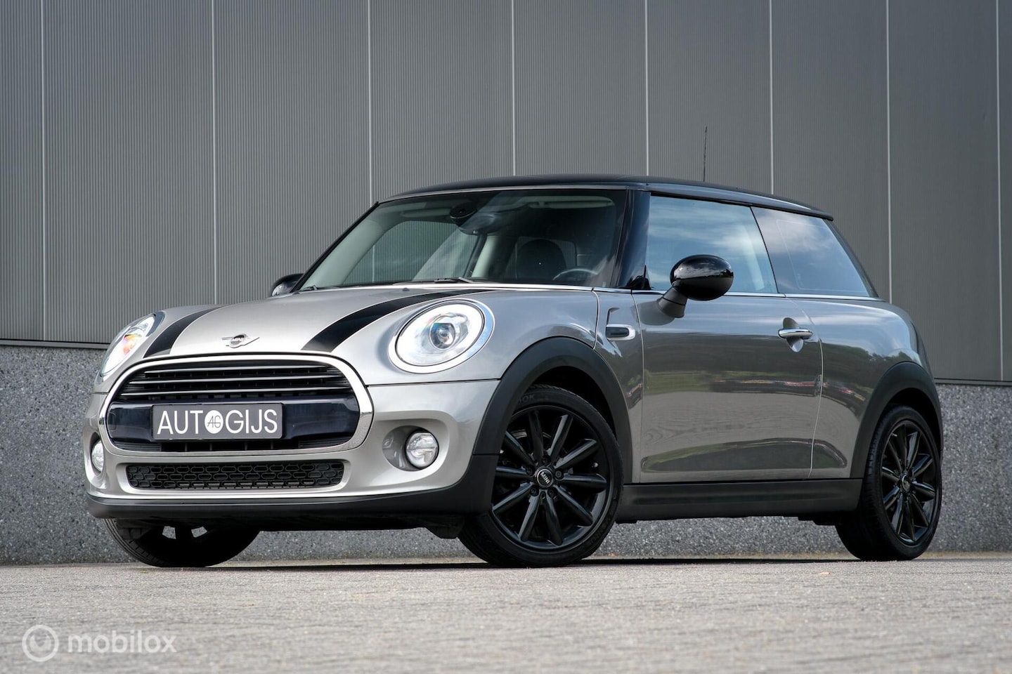MINI Cooper - Mini 1.5 Chili Automaat | Dealer OH | LED | Navigatie | Keyless entry | Cruise | NL auto N - AutoWereld.nl